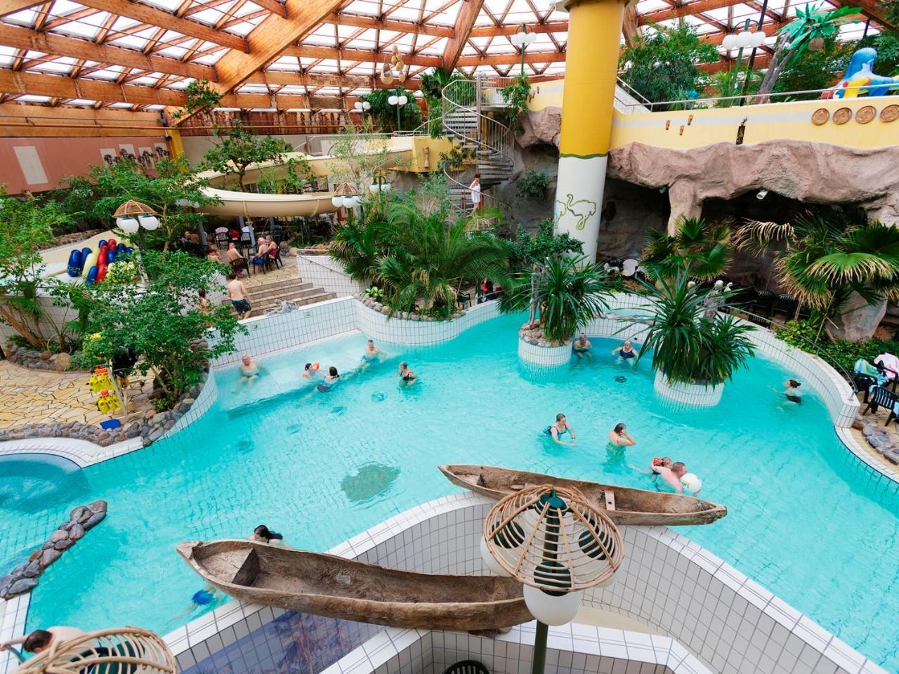 Hotel Nordseekueste By Center Parcs Tossens Exterior photo